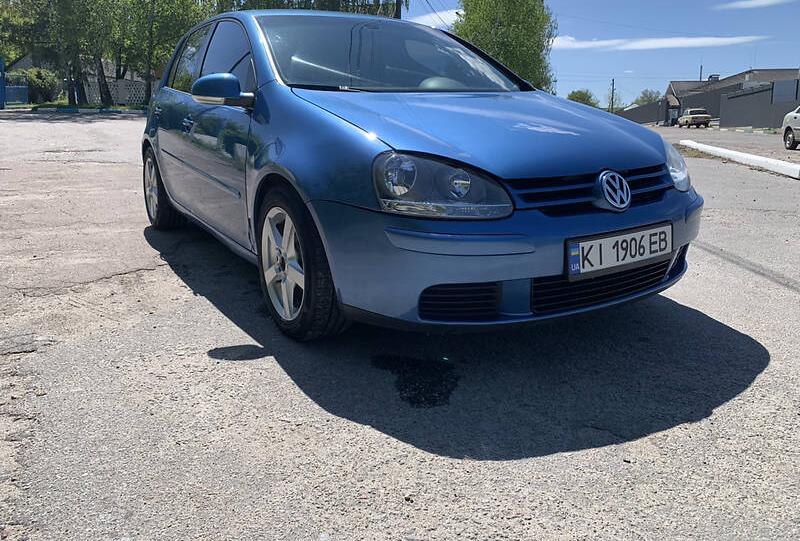 Volkswagen Golf V 2004