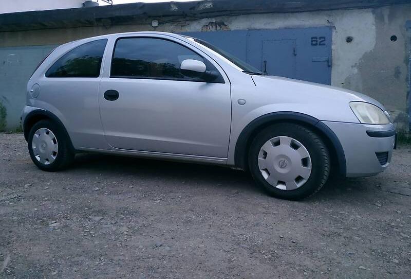 Opel Corsa C 2004