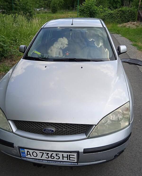 Ford Mondeo 2002