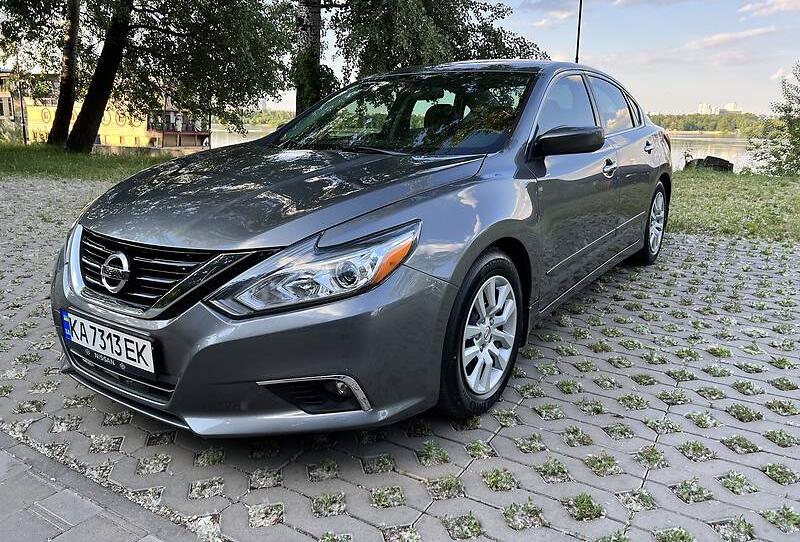 Nissan Altima SR 2016