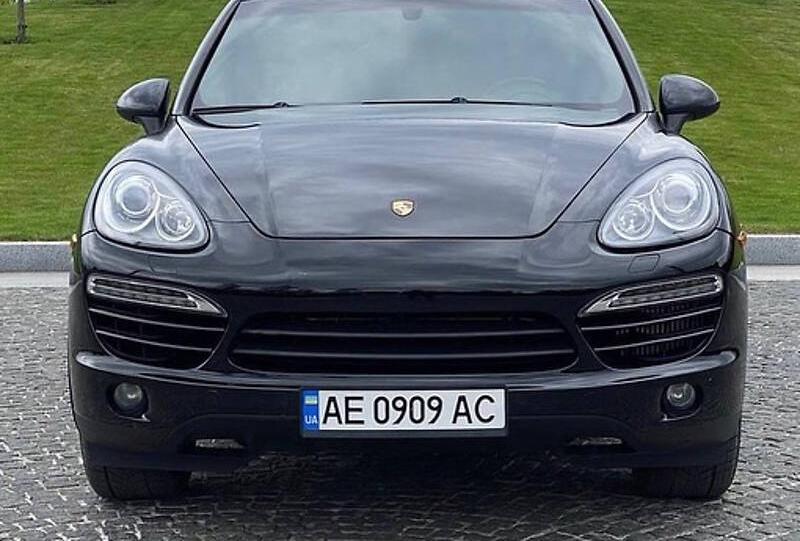 Porsche Cayenne   2013