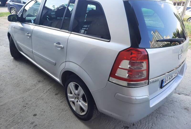 Opel Zafira 2010