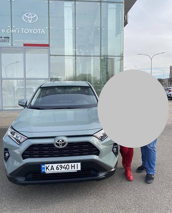 Toyota RAV4 Live 2022