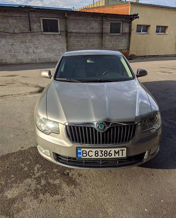 Skoda Superb 2013