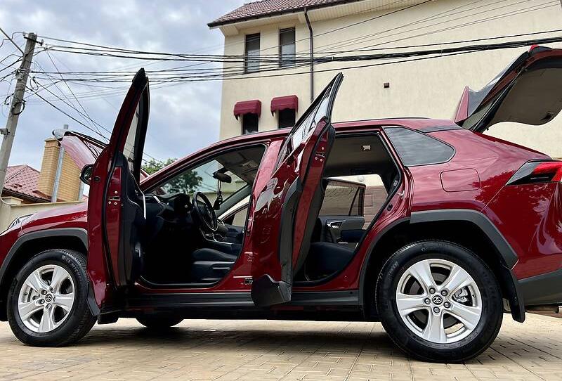 Toyota RAV4 E X C L U S I V E 2019
