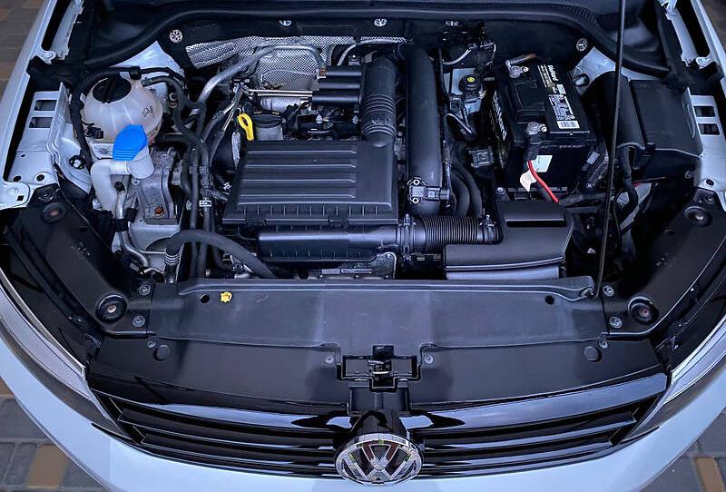 Volkswagen Jetta s 2015