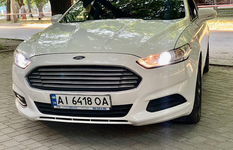 Ford Fusion SE 2013