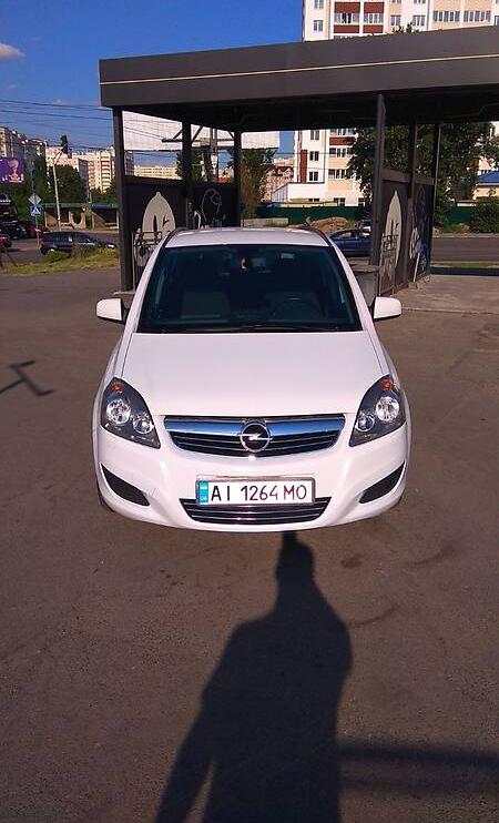 Opel Zafira Flexivan 2011