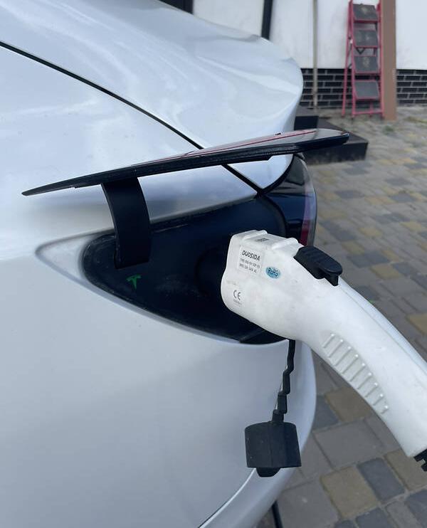 Tesla Model 3 2018