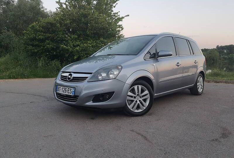 Opel Zafira 2008