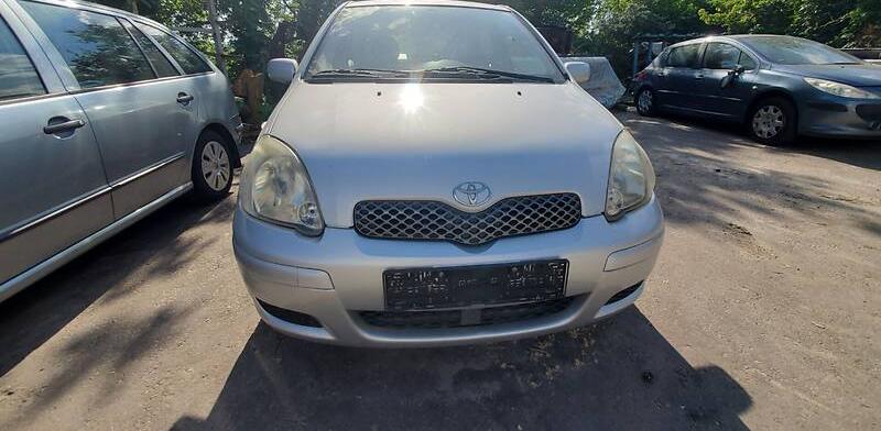 Toyota Yaris 2005