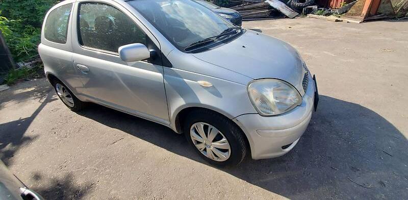 Toyota Yaris 2005