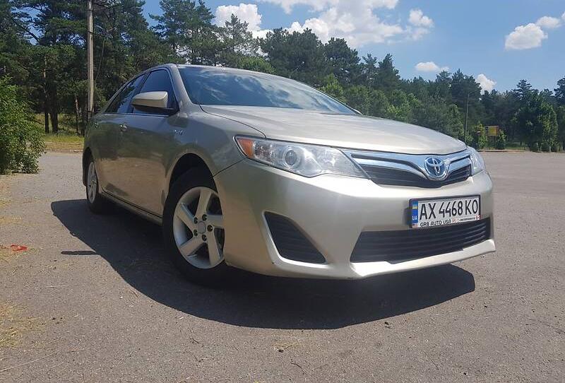 Toyota Camry LE 2013