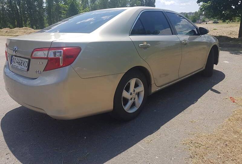 Toyota Camry LE 2013