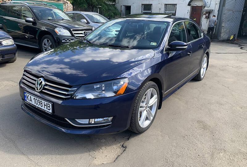 Volkswagen Passat B7 SE 2014