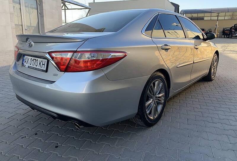 Toyota Camry SE 2016