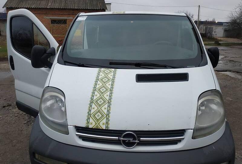 Opel Vivaro пасс. 2005