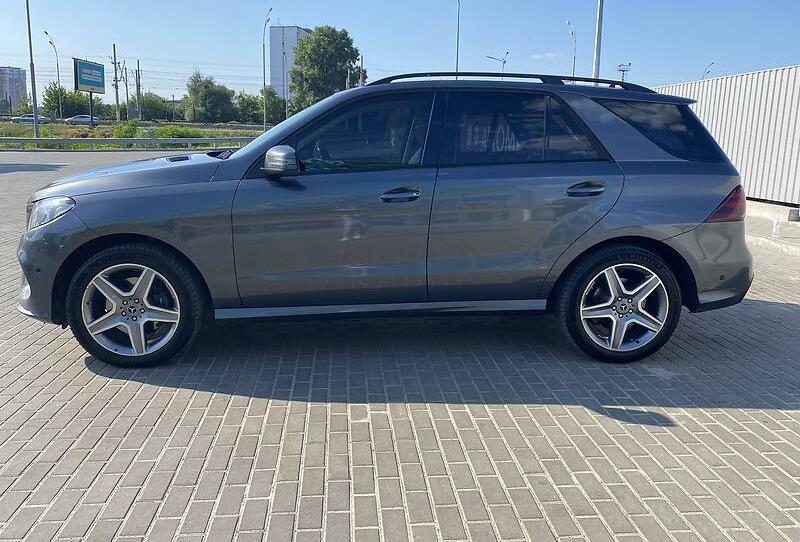 Mercedes-Benz GLE 250 2016
