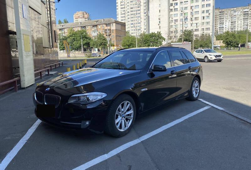 BMW 520 2011