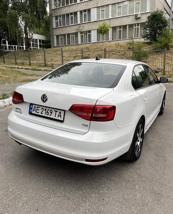 Volkswagen Jetta 2015
