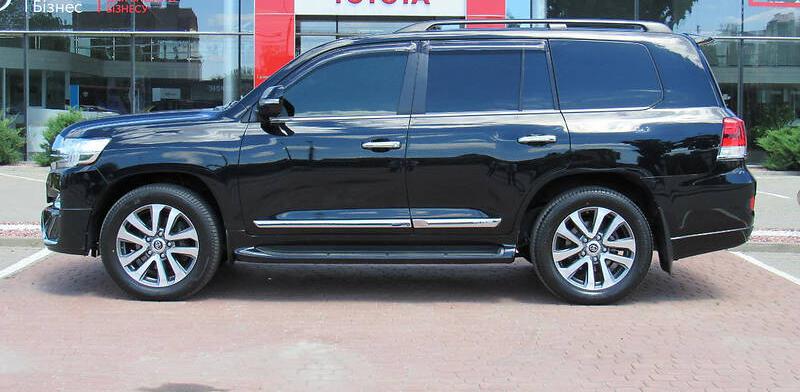 Toyota Land Cruiser 200 2016