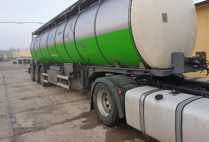 Schmitz Cargobull S01 27000L 2011