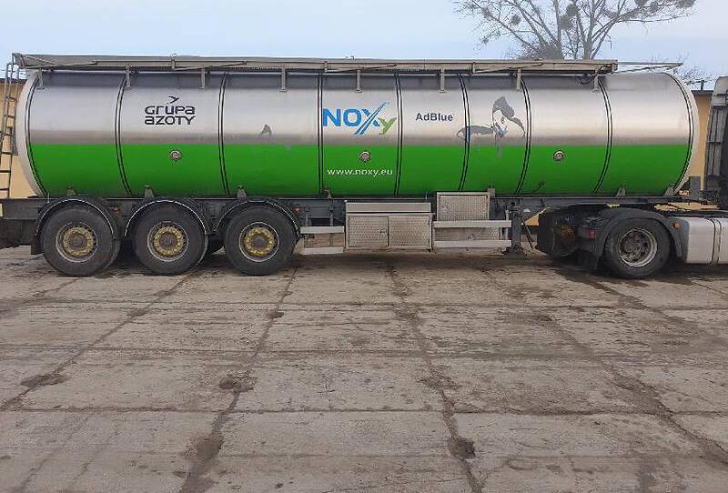 Schmitz Cargobull S01 27000L 2011