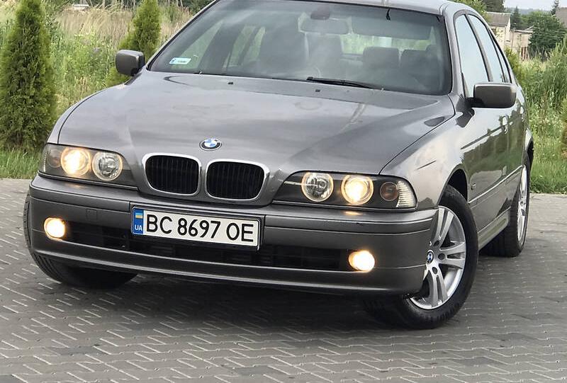 BMW 520 2003