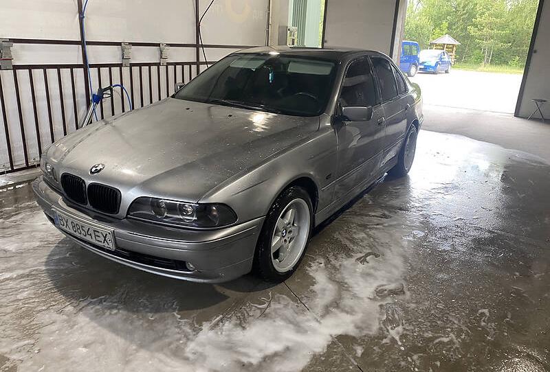 BMW 530 2003