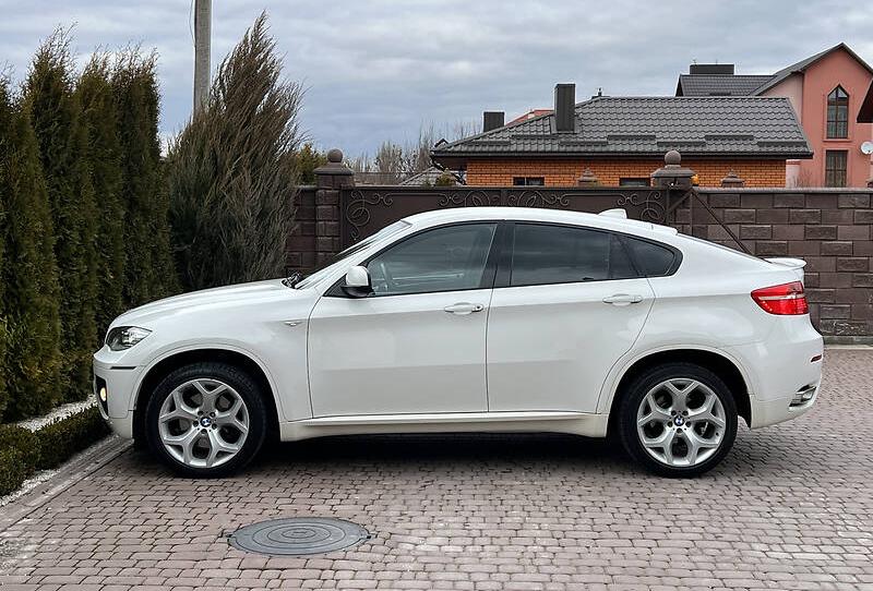 BMW X6 M 2011