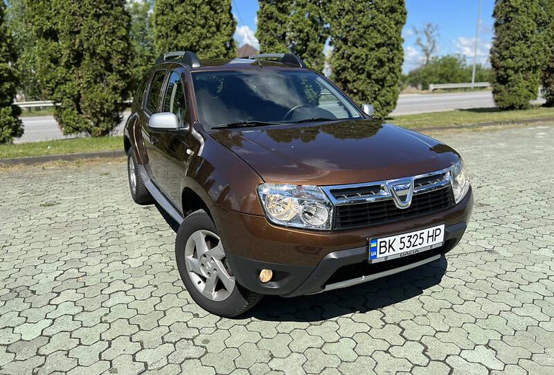 Dacia Duster 2011