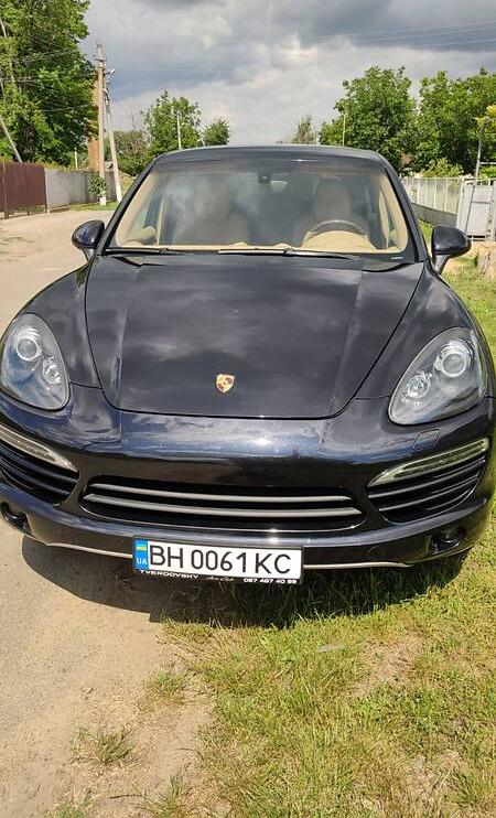 Porsche Cayenne s 2013