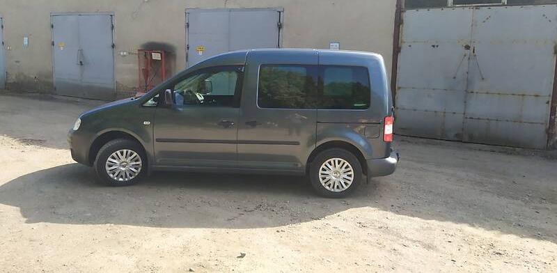 Volkswagen Caddy пасс. 2005