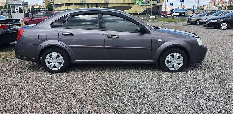 Chevrolet Lacetti 2012