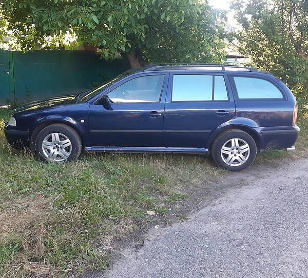 Skoda Octavia Tour 2000