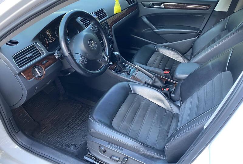 Volkswagen Passat B7 2012