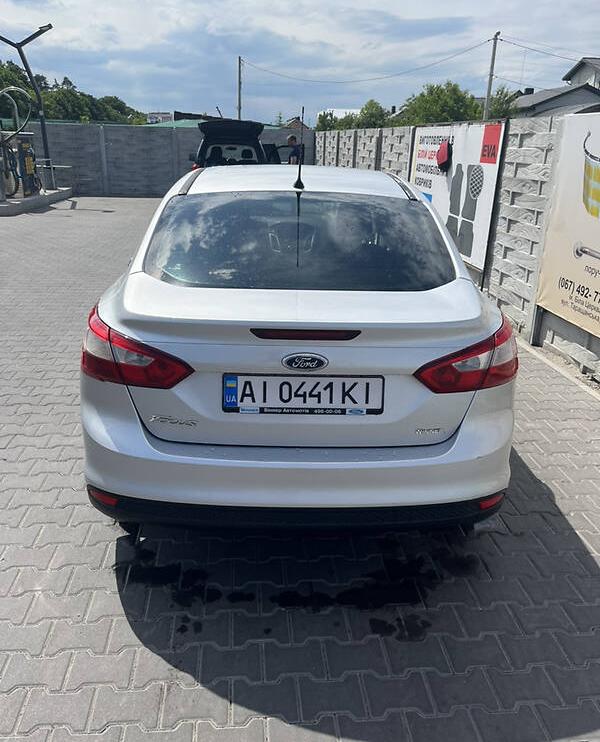 Ford Focus 2011