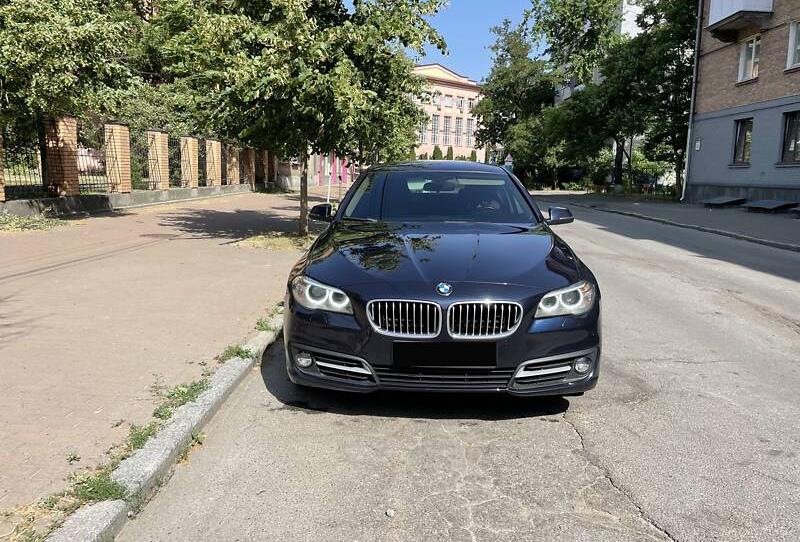 BMW 520 2015