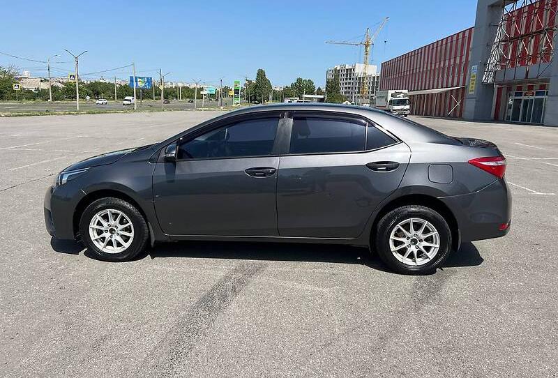 Toyota Corolla 1.33 2014
