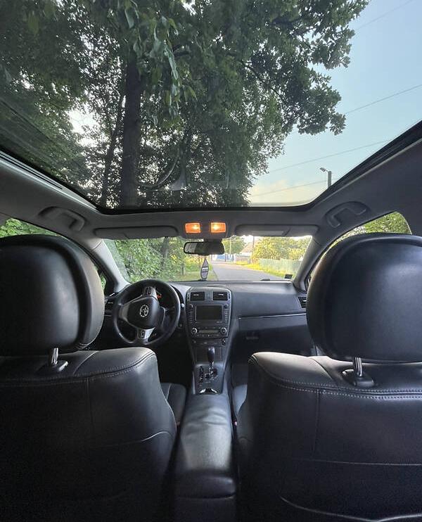Toyota Avensis 2010