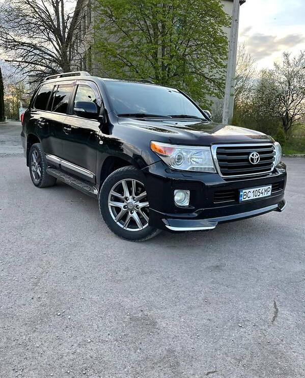 Toyota Land Cruiser 200 2008