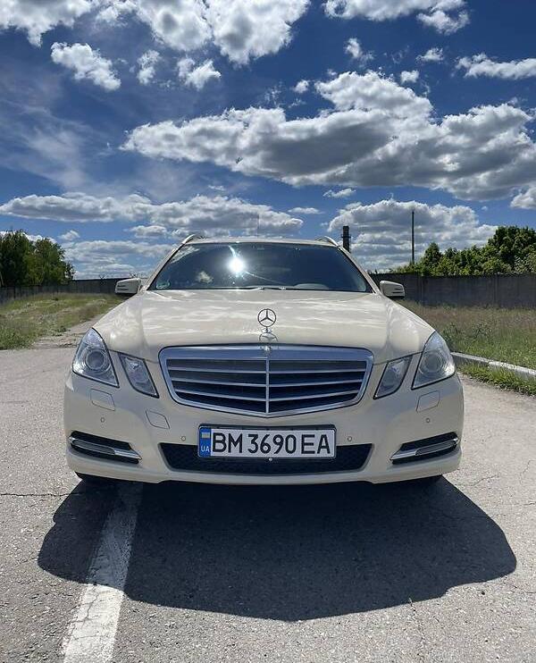 Mercedes-Benz E 200 2012