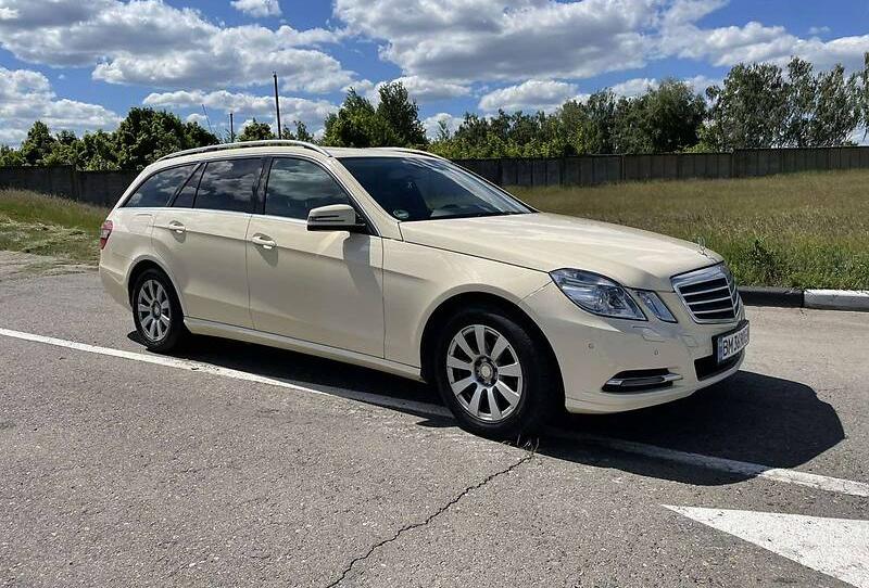 Mercedes-Benz E 200 2012
