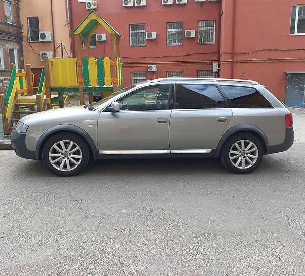 Audi A6 Allroad Allroad C5 2004