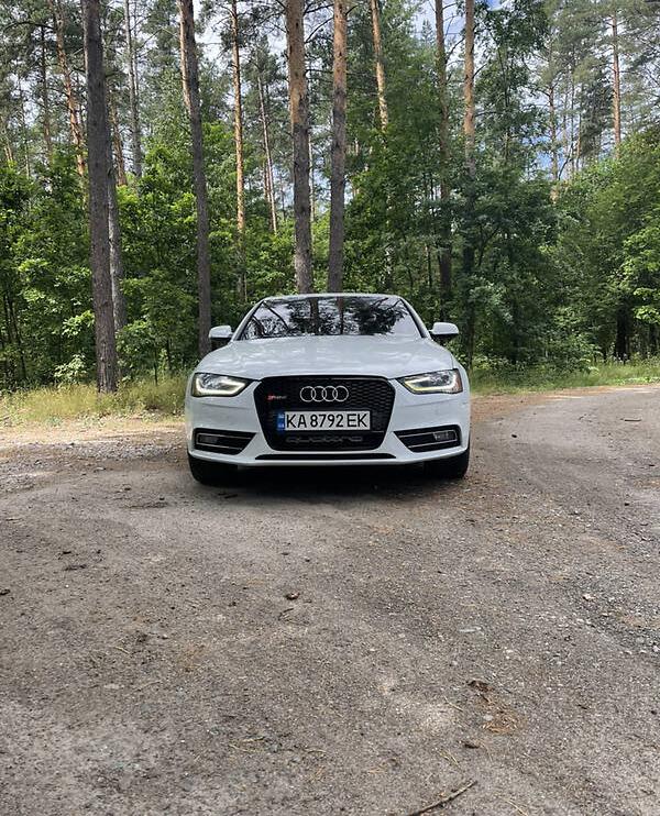 Audi A4 2014