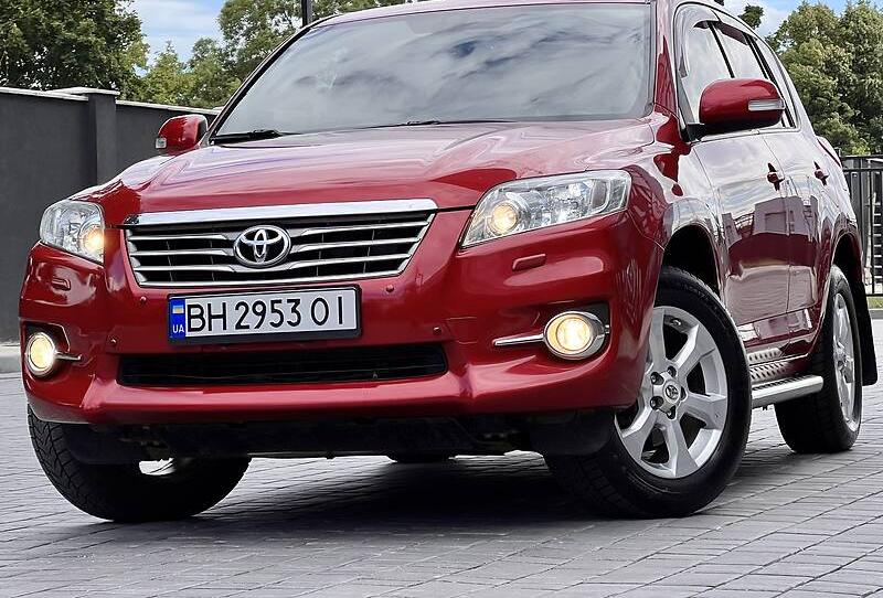 Toyota RAV4 2011