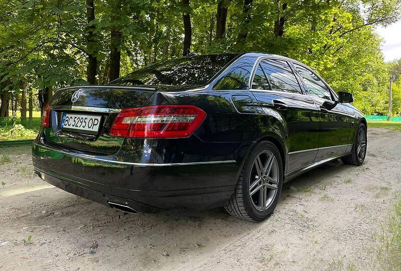 Mercedes-Benz E 220 Avantgarde 2011