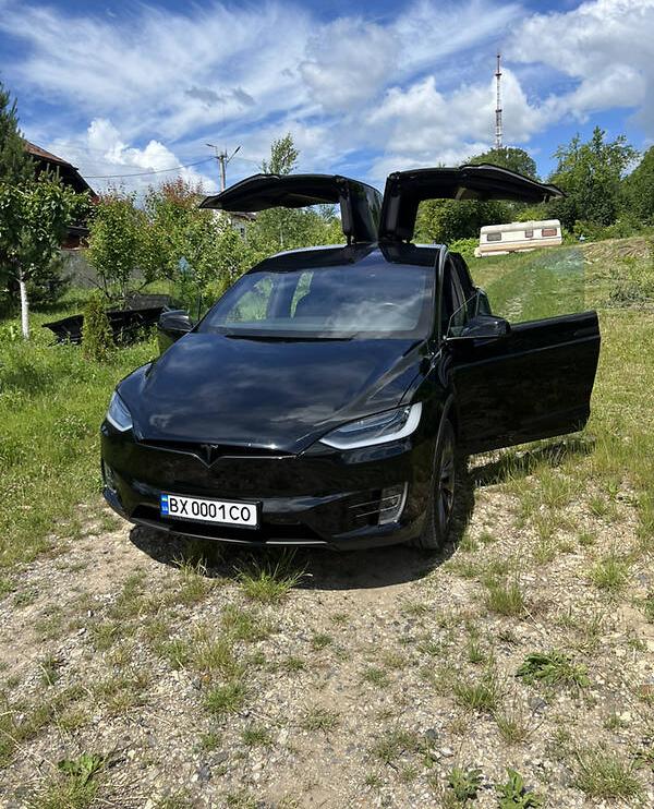 Tesla Model X Performance 2019