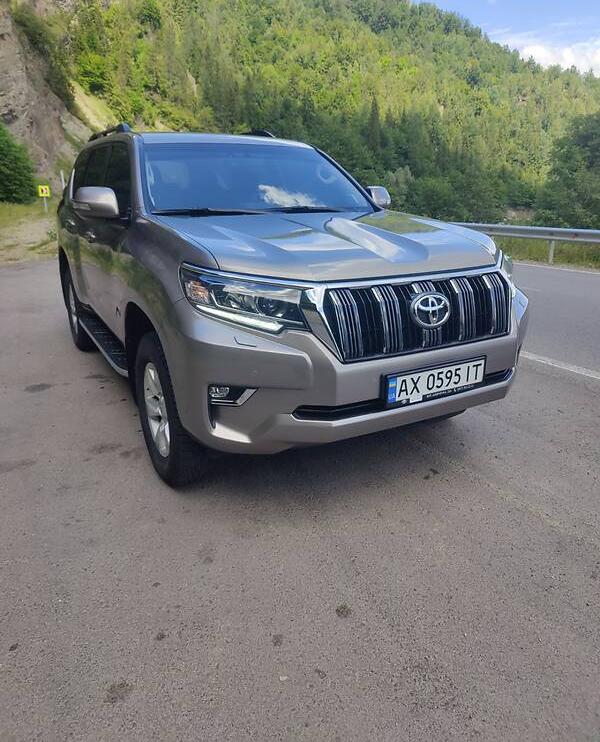 Toyota Land Cruiser Prado 150 2020