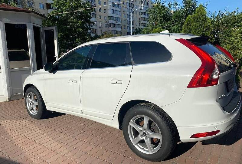 Volvo XC60 3.0T 2012